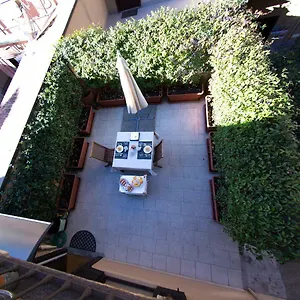  Appartement Terrazza Baires - In The Heart Of Italië