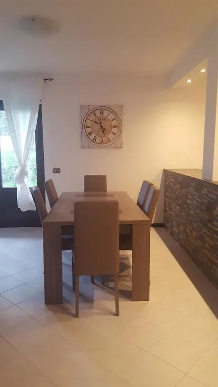 شقة Luz House تافيرنولا بيرغاماسكا