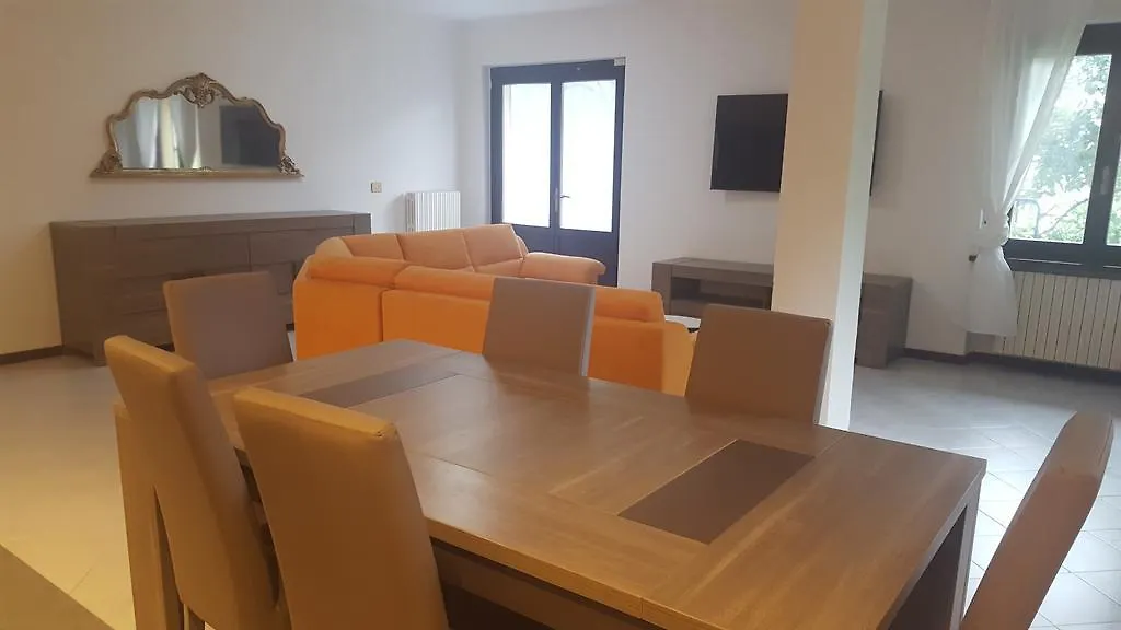 Apartamento Luz House Tavernola Bergamasca