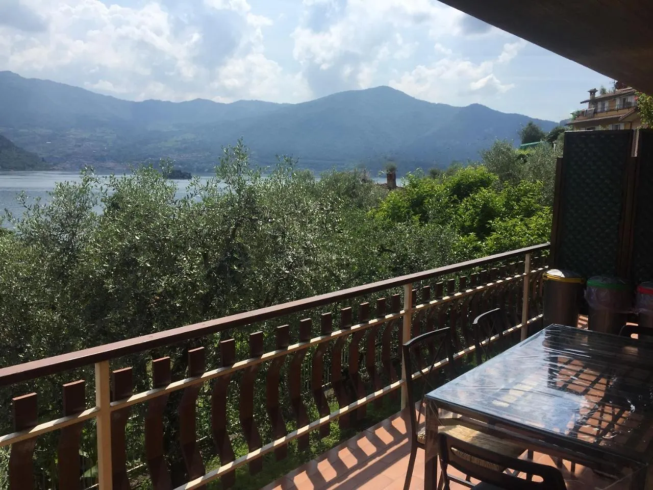 Apartamento Luz House Tavernola Bergamasca Italia