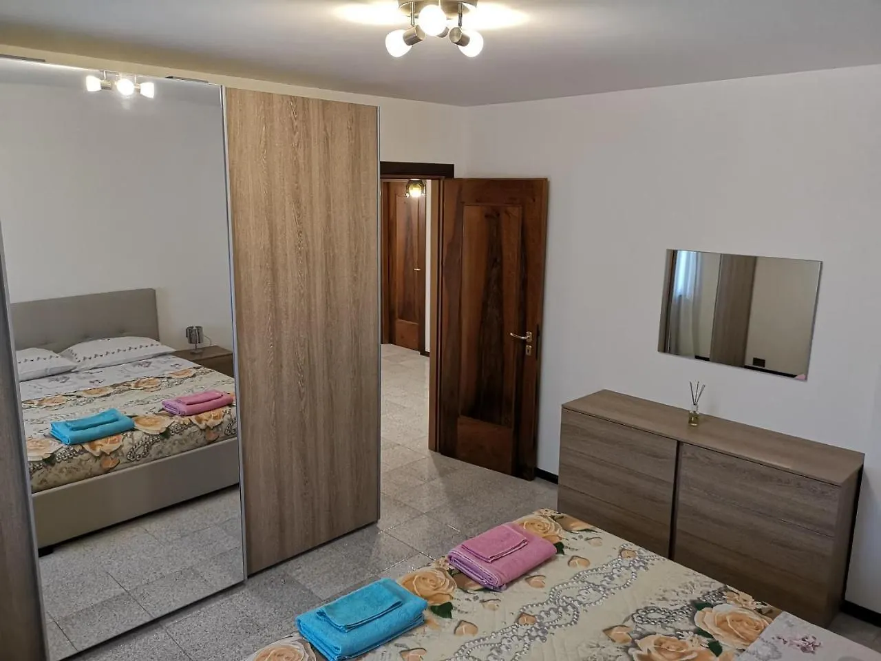Apartamento Luz House Tavernola Bergamasca 0*,