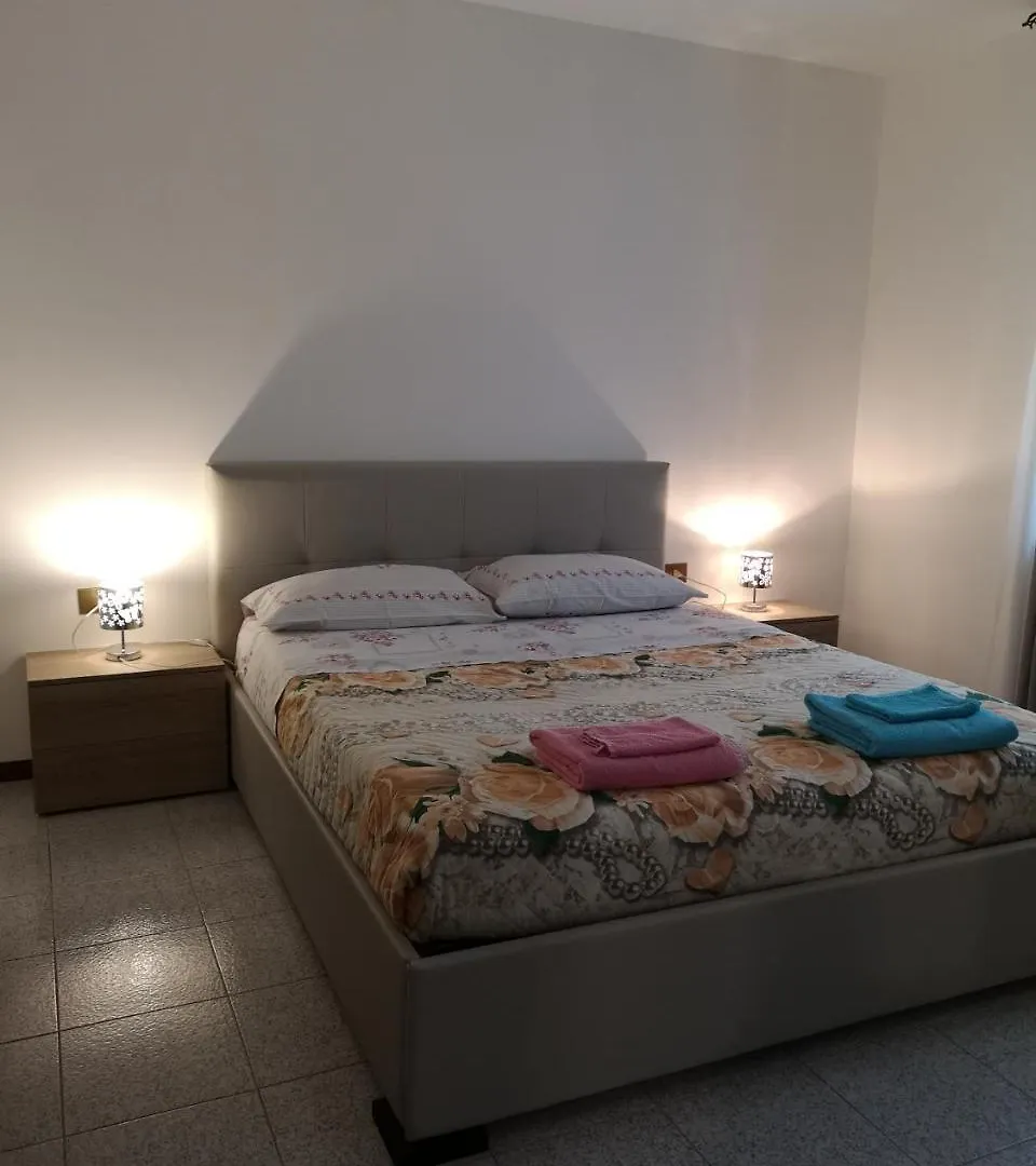 شقة Luz House تافيرنولا بيرغاماسكا
